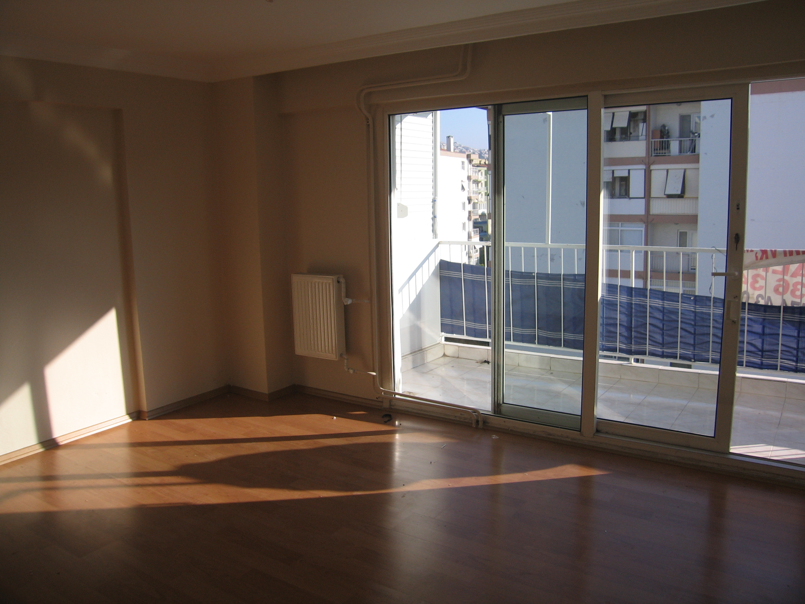 TAŞKENT CAMİ CİVARI KİRALIK DAİRE İzmir Güler Emlak Satılık Kiralık
