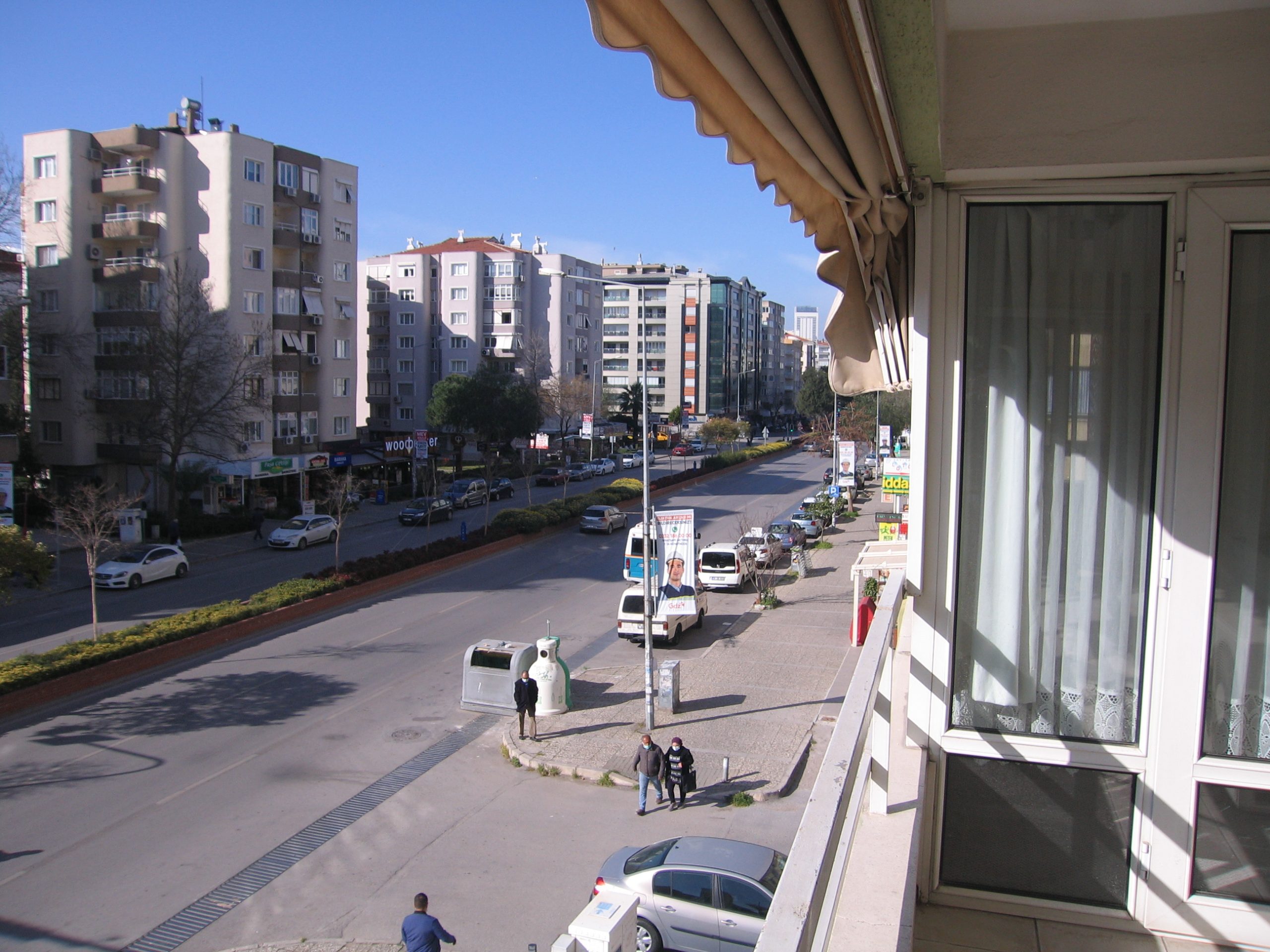 BORNOVA TIP MERKEZİ ÜSTÜ KİRALIK DAİRE İzmir Güler Emlak Satılık