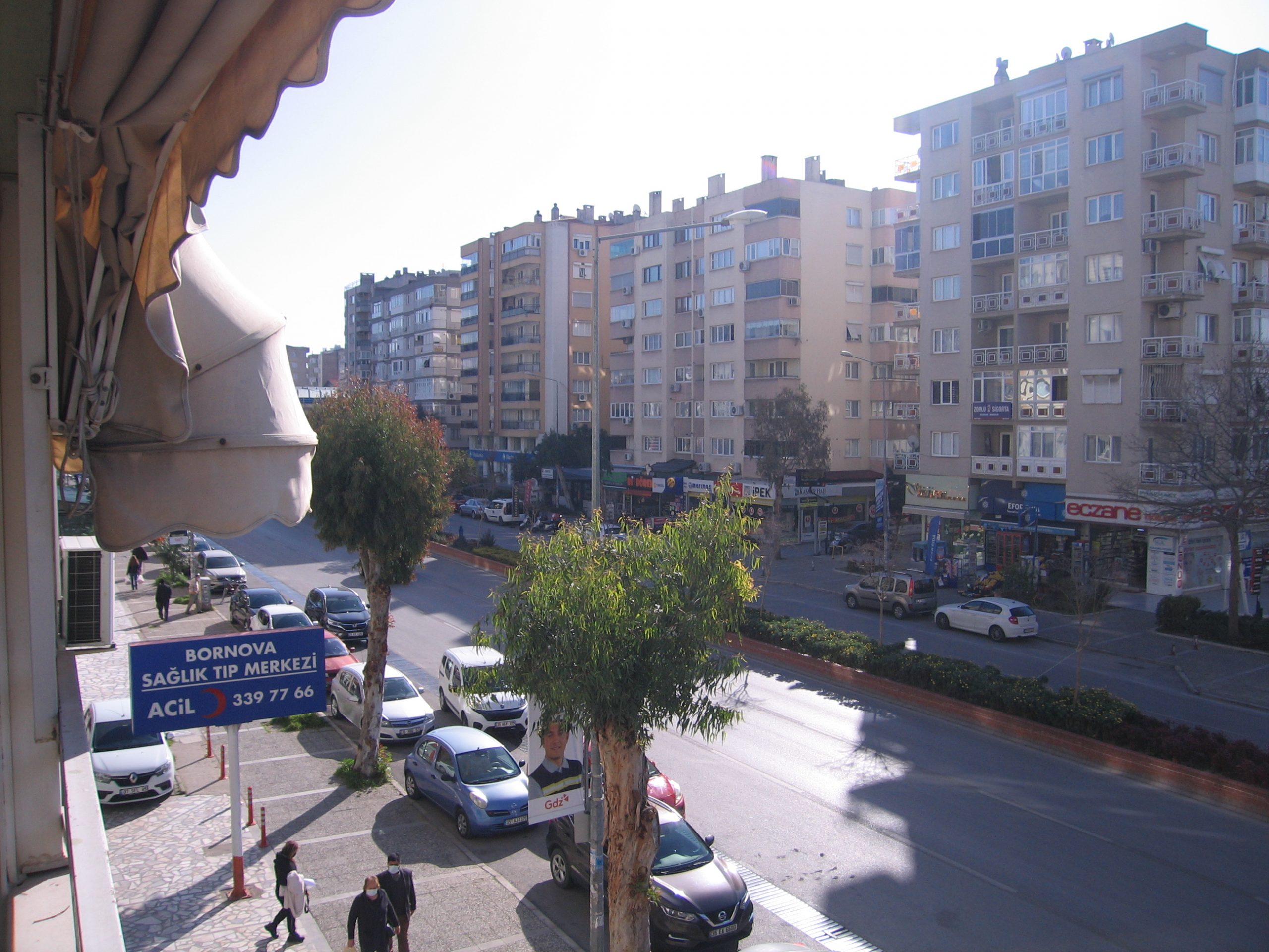 BORNOVA TIP MERKEZİ ÜSTÜ KİRALIK DAİRE İzmir Güler Emlak Satılık